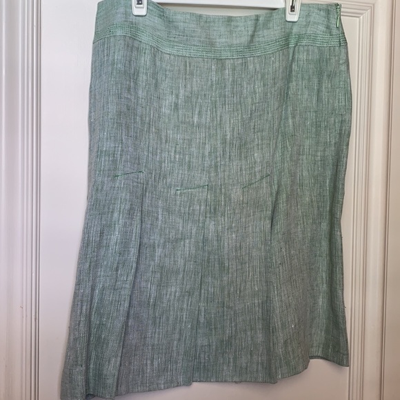 Ann Taylor Loft Linen skirt - Picture 2 of 8
